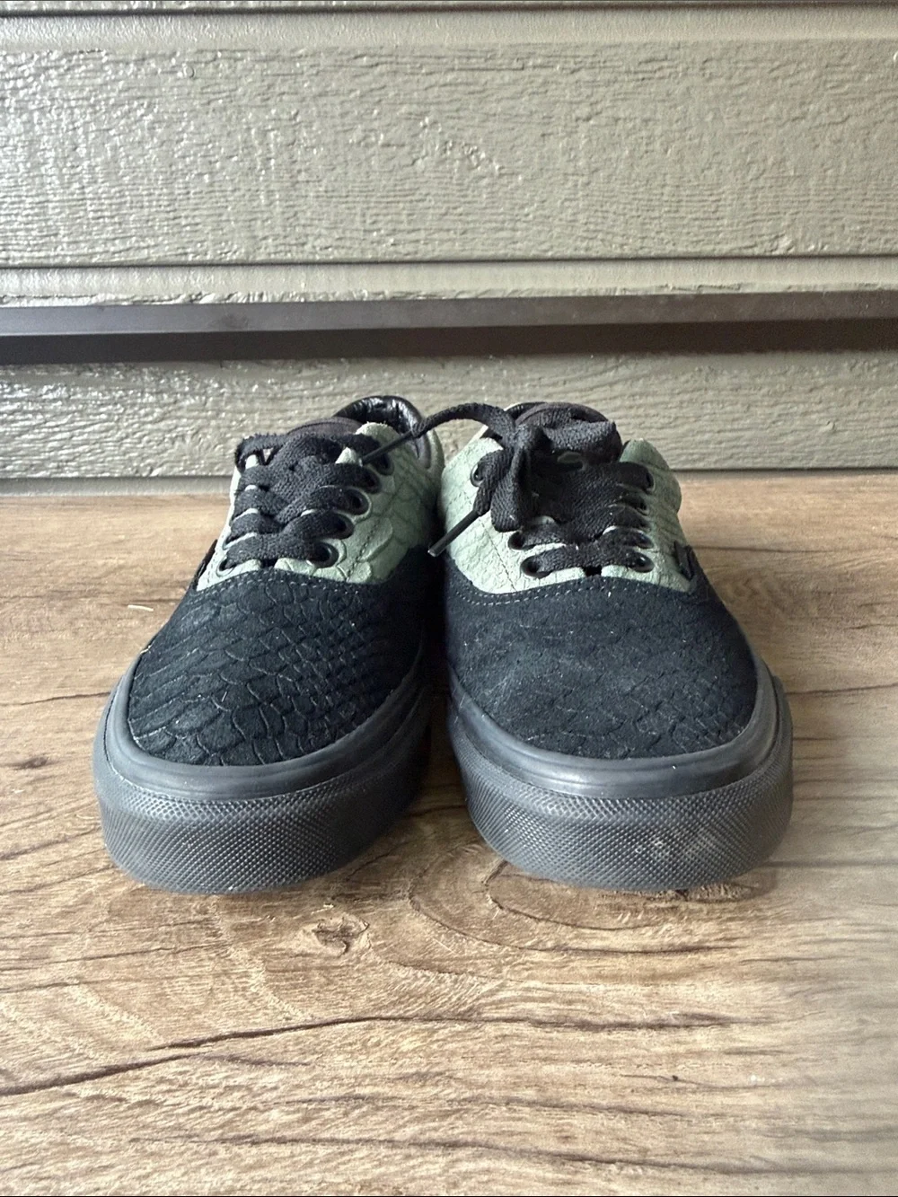 Vans by Harry Potter Unisex Black and Olive Low-Top Skate Sneakers